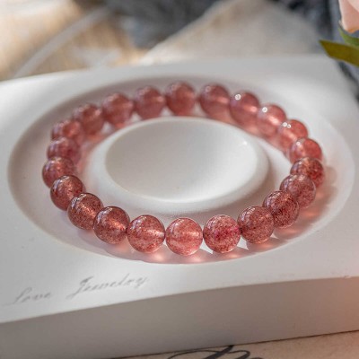 The Natural Strawberry Quartz Bracelet [Peach Blossom Stone]